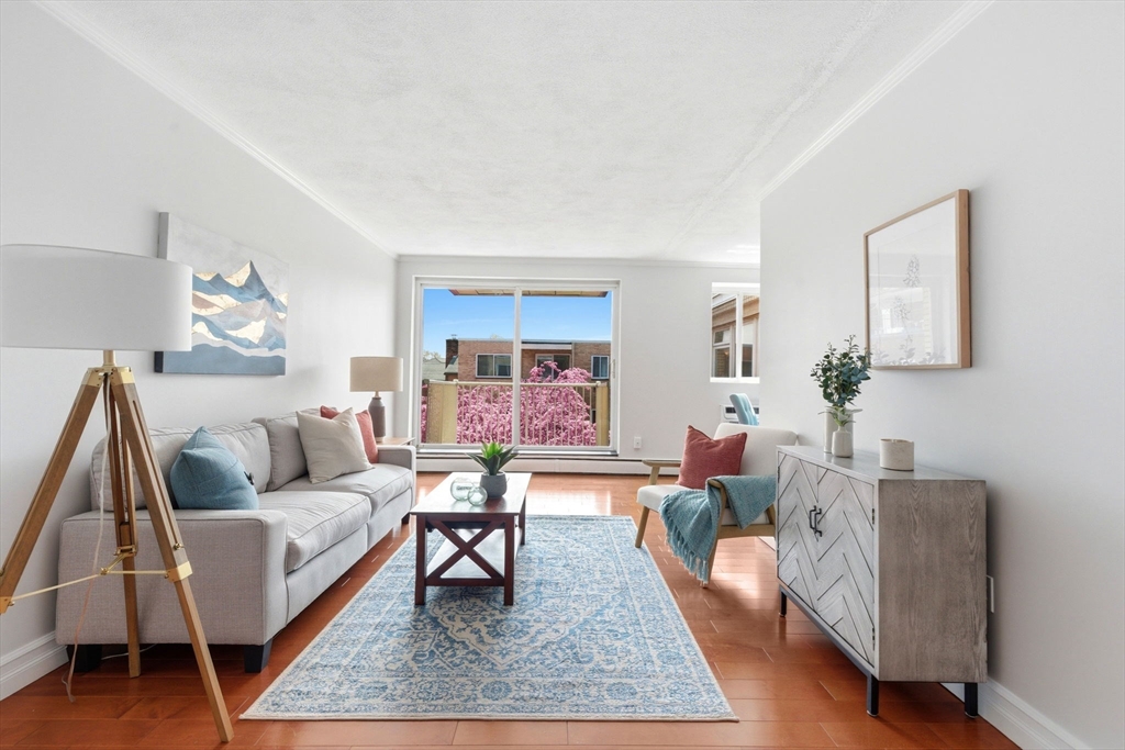 123 Sewall Ave # 3A