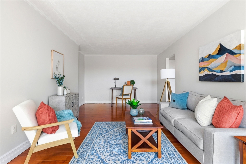 123 Sewall Ave # 3A
