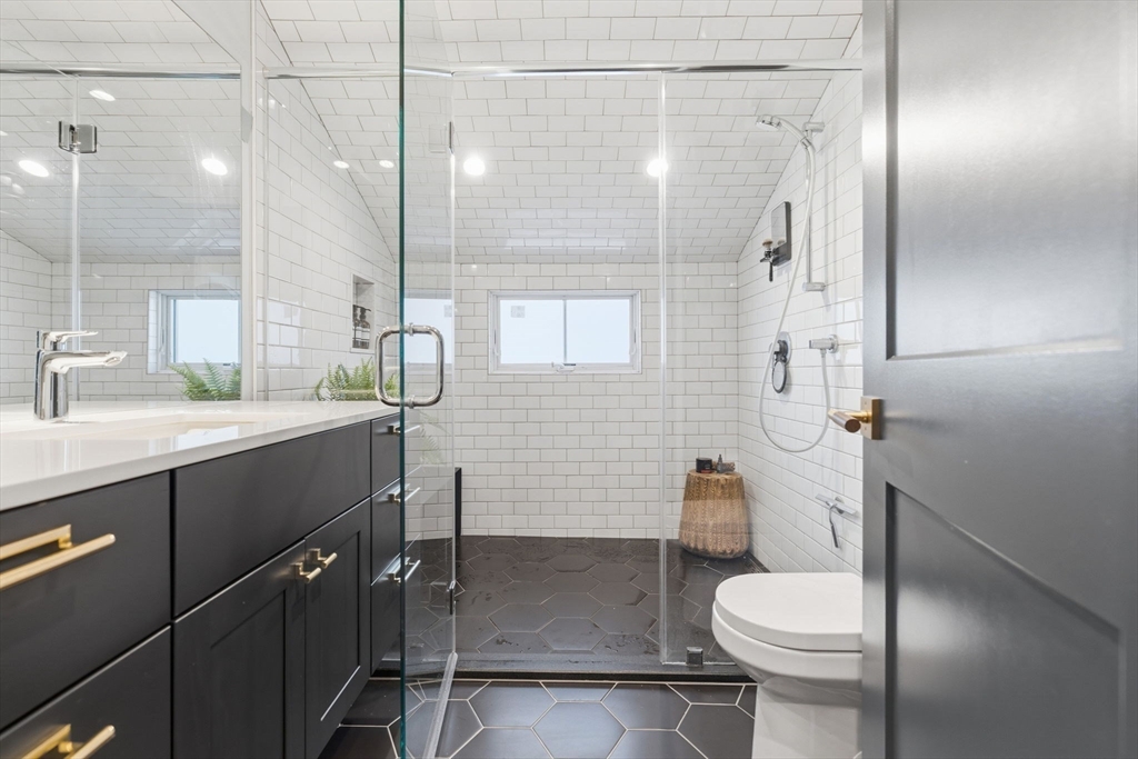 Savin Hill Penthouse