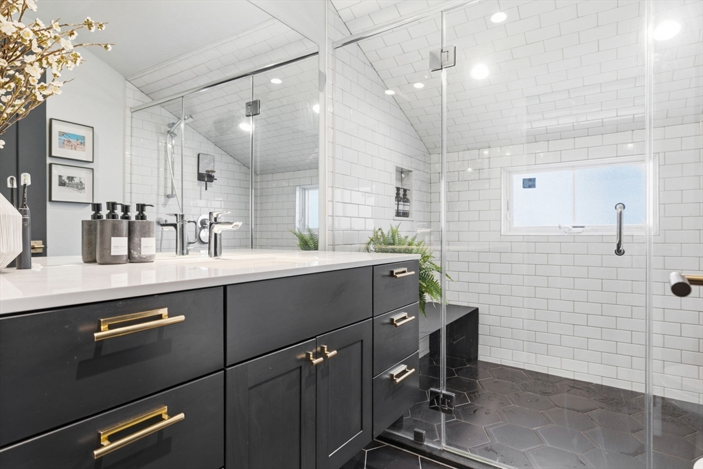 Savin Hill Penthouse