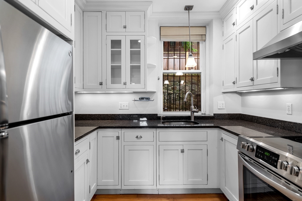 54 Myrtle Street # 1
