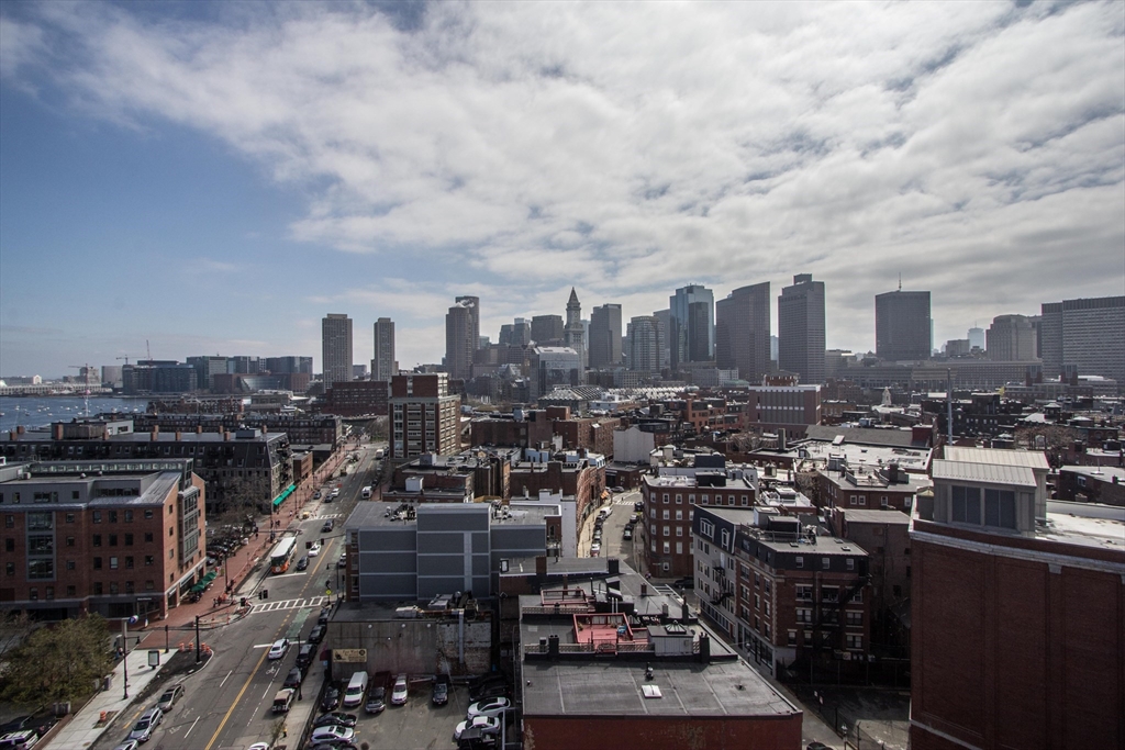 300 Commercial Street # 402
