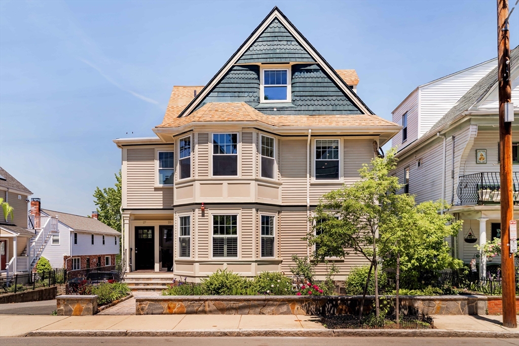 27 Albion Street # 3