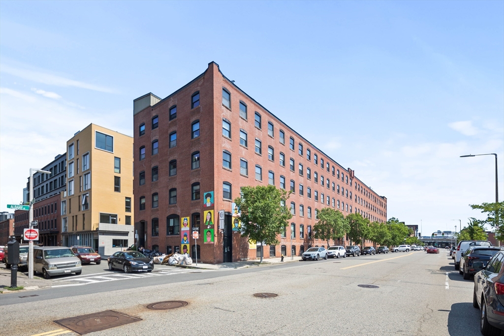 90 Wareham St # 506