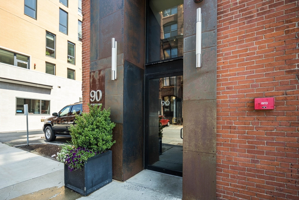 90 Wareham St # 506