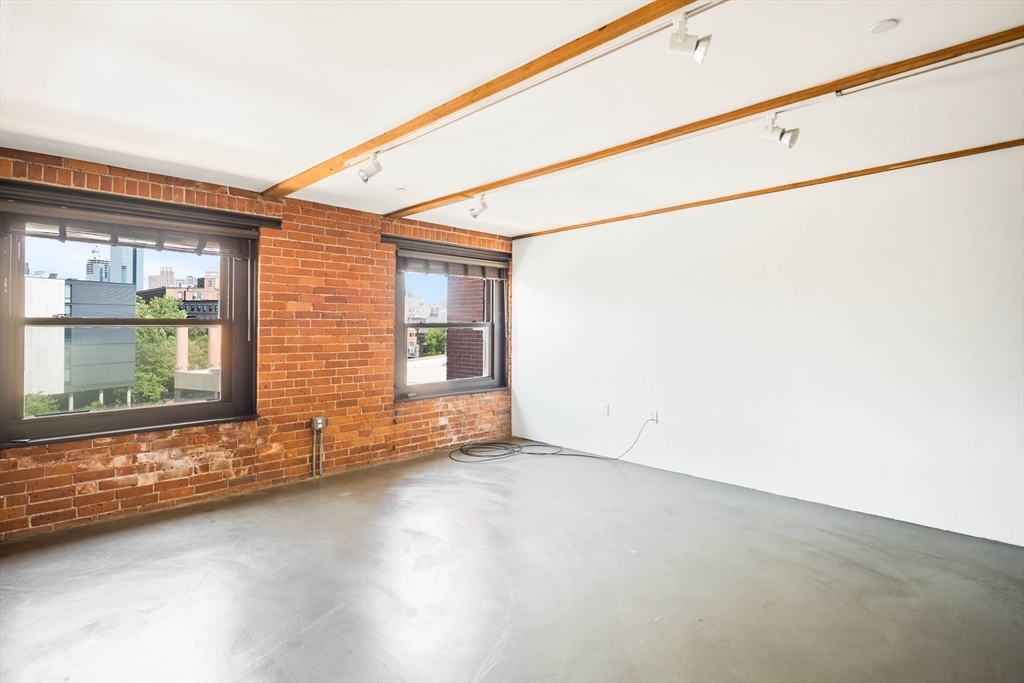 90 Wareham St # 506
