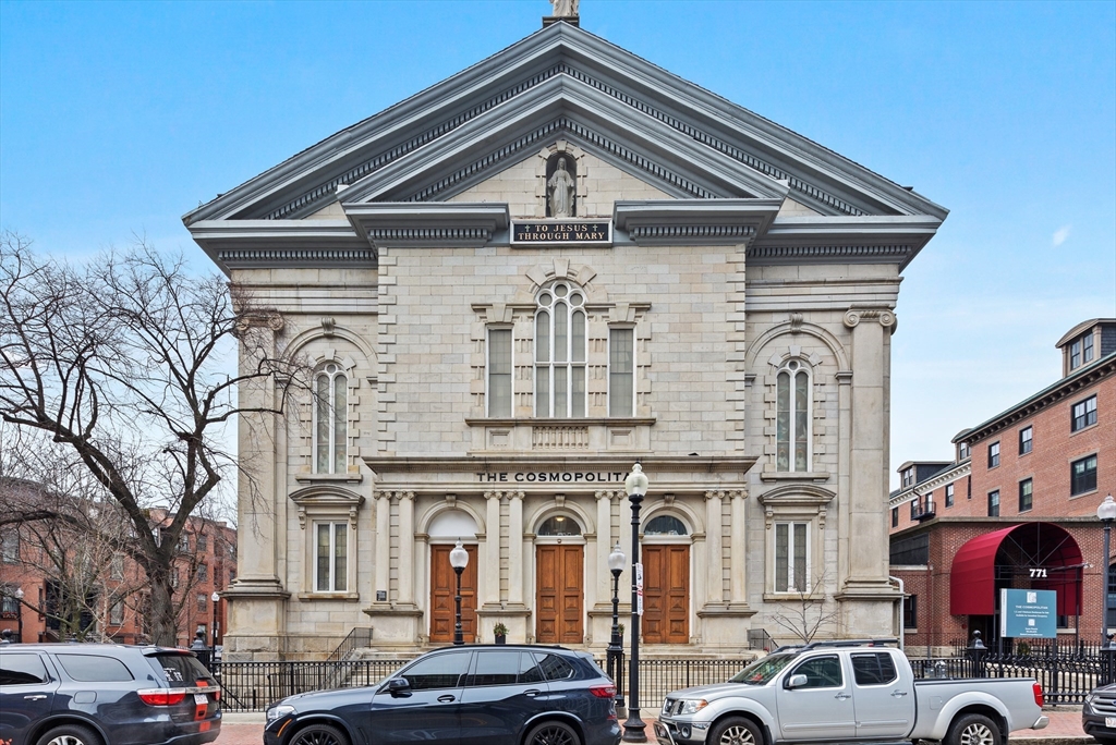 771 Harrison Ave # 303