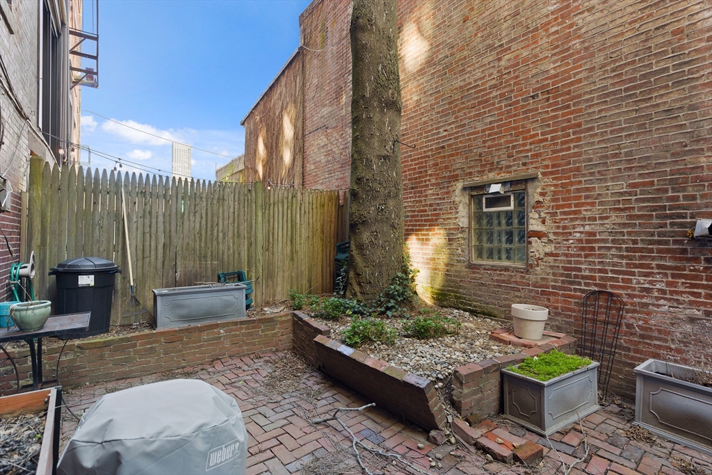 101 W. Springfield Street # 1