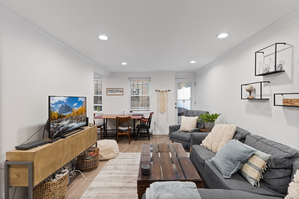 101 W. Springfield Street # 1