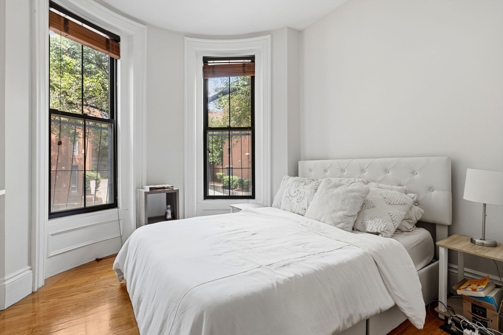 Charming 1 Bed with Parking