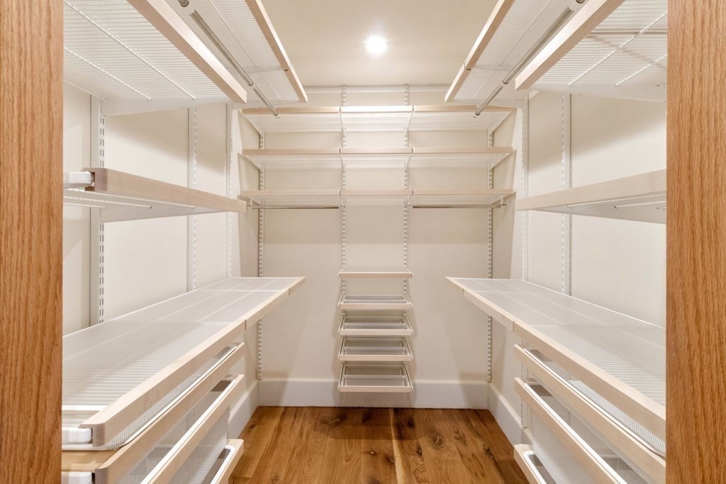 33 Sleeper St # 504
