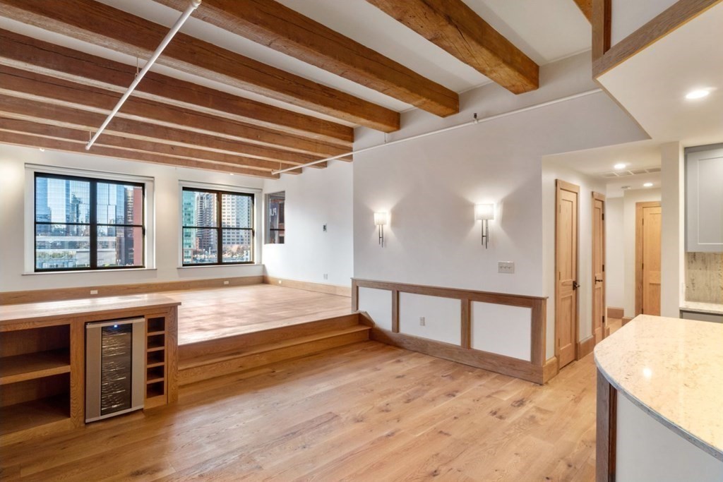 33 Sleeper St # 504