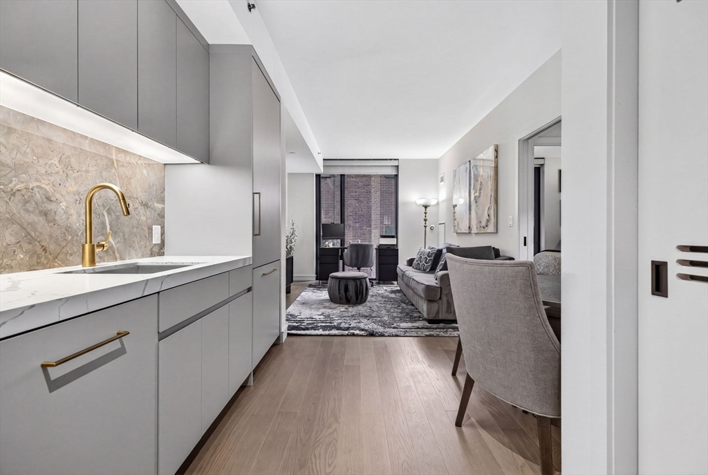 55 Lagrange St # 409
