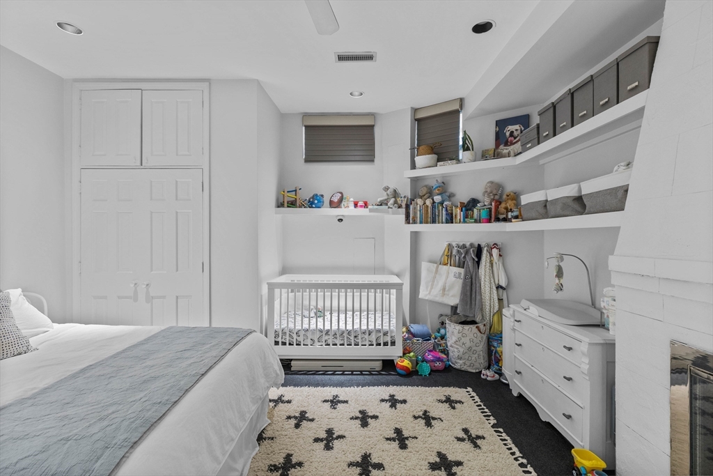 4 Cazenove Street # 1