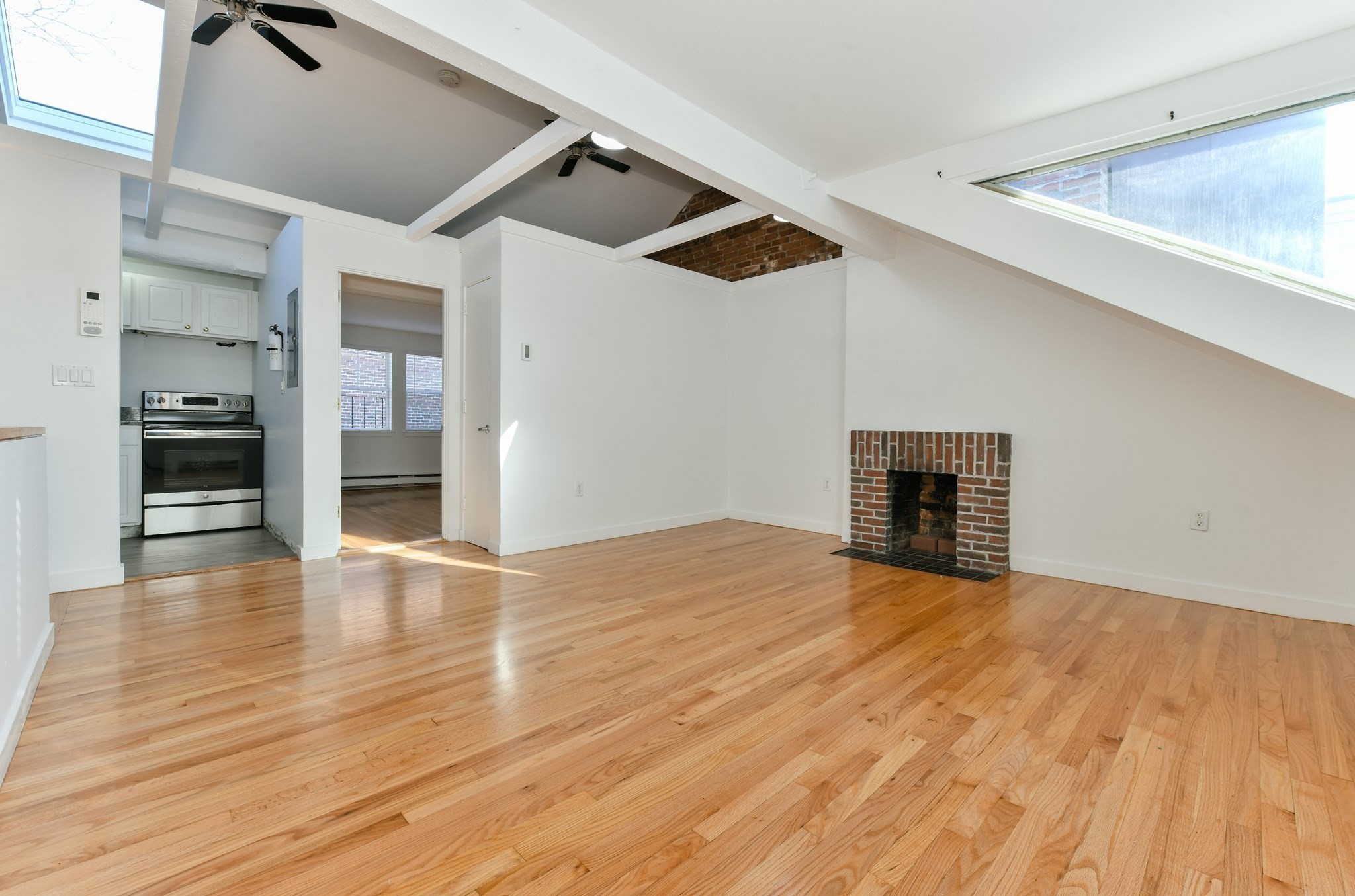 99 W. Springfield St # 4