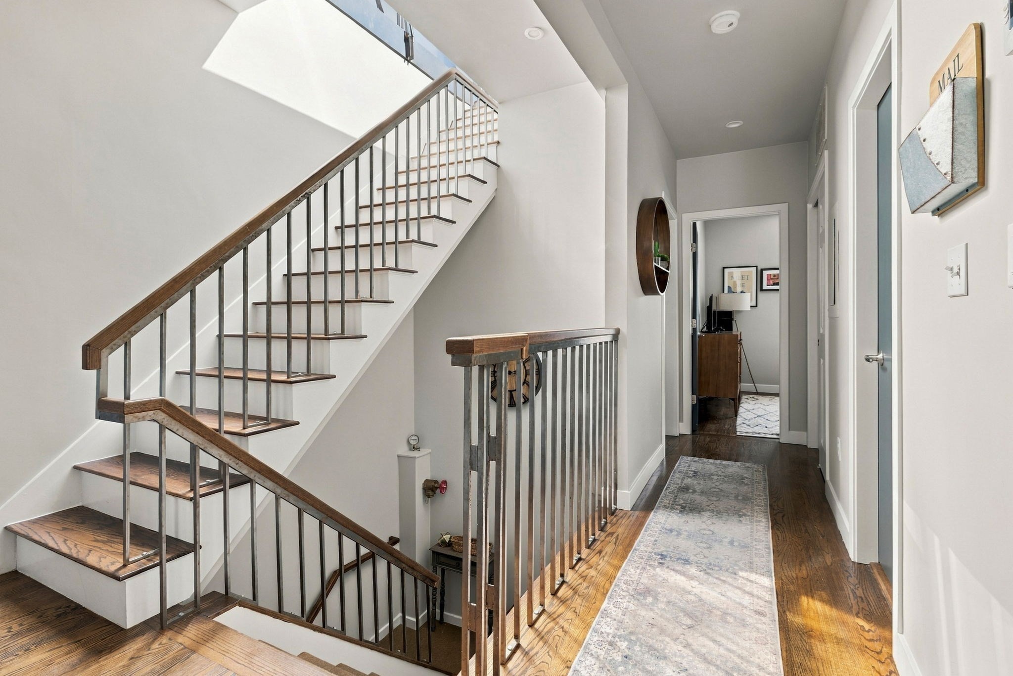 Penthouse 2 Bed with Private Roof Deck