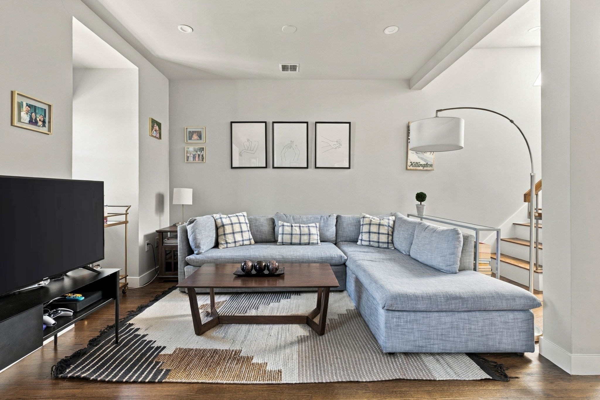Penthouse 2 Bed with Private Roof Deck