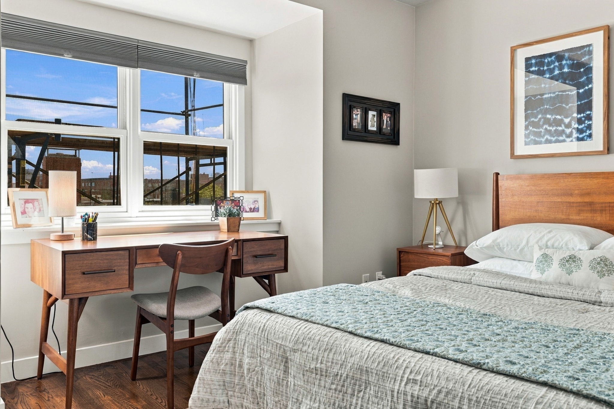 Penthouse 2 Bed with Private Roof Deck