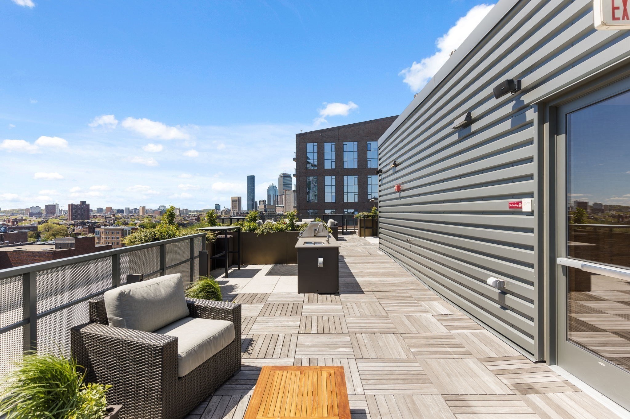 32 Traveler St # 313
