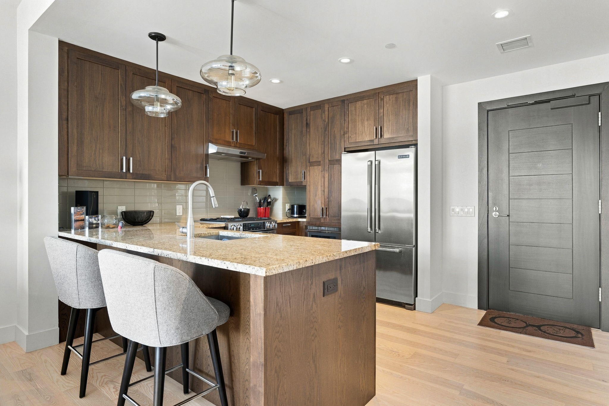 32 Traveler St # 313