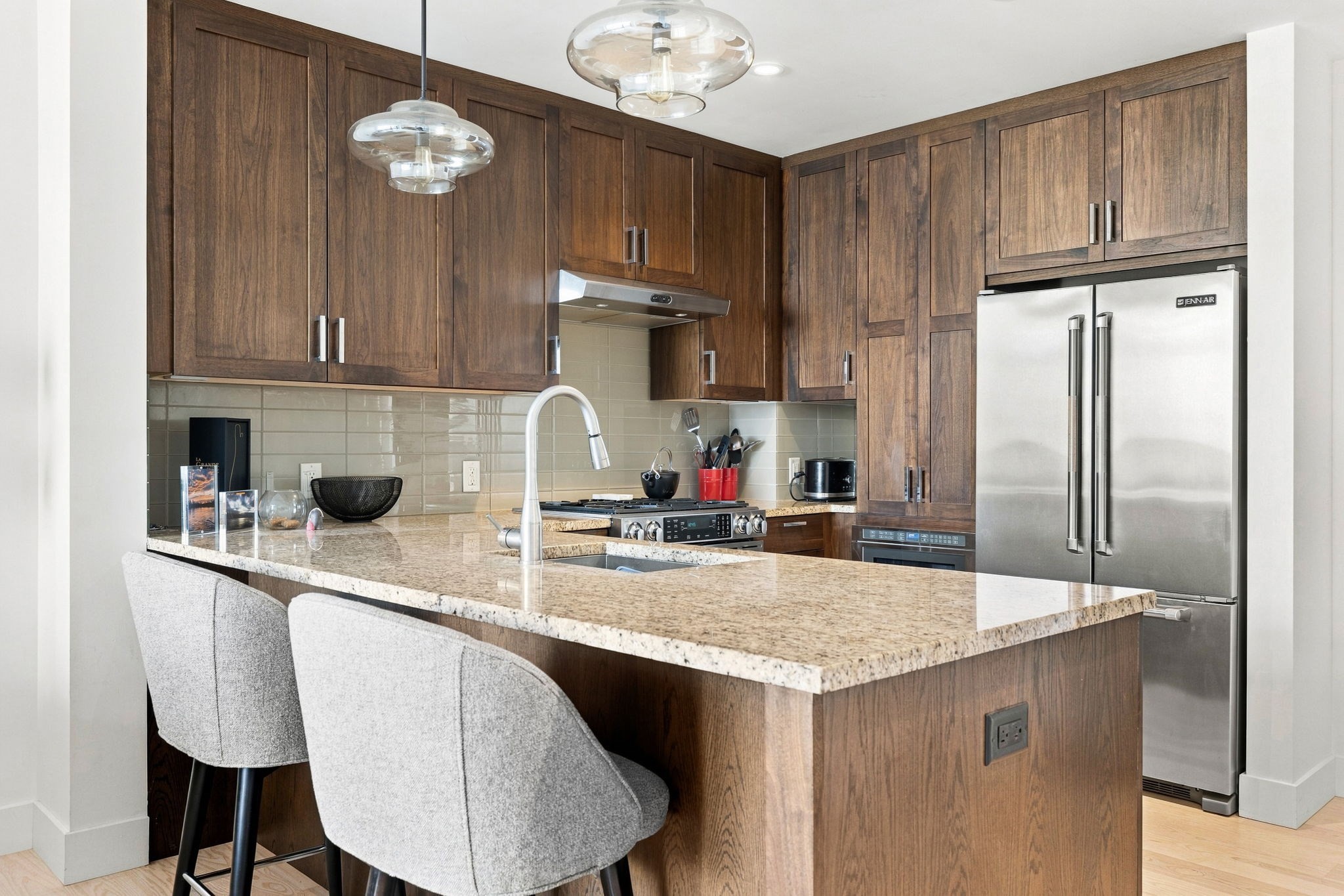 32 Traveler St # 313