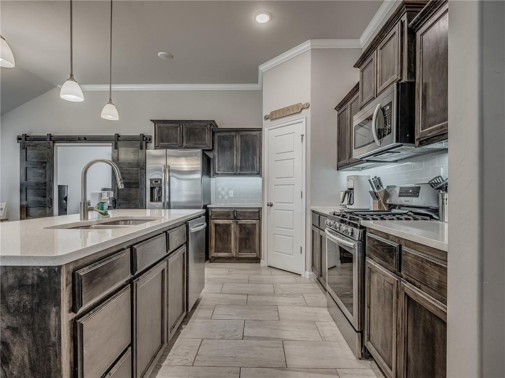 9220 SW 48th Terrace