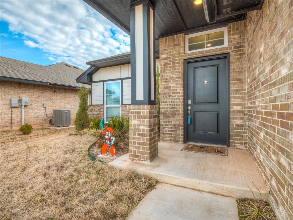 9220 SW 48th Terrace
