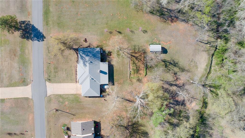 123 Oakwood Drive