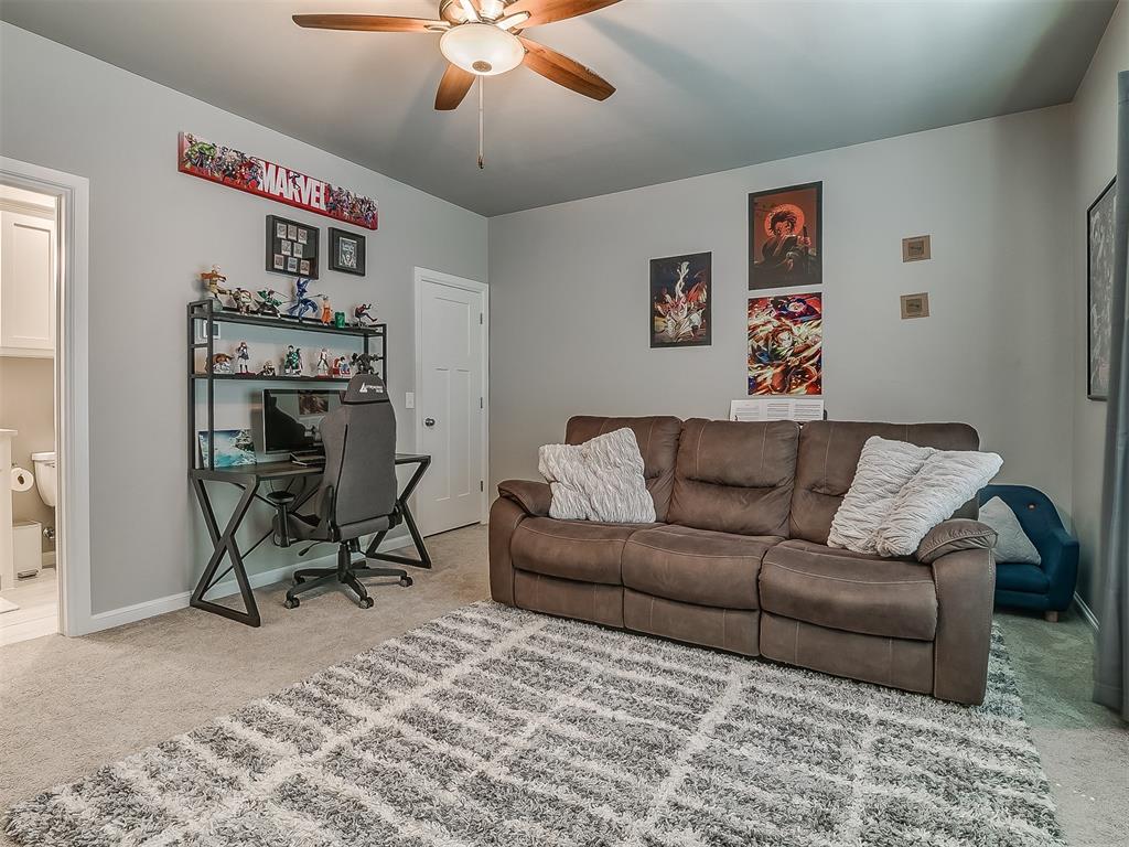 9353 SW 44th Terrace
