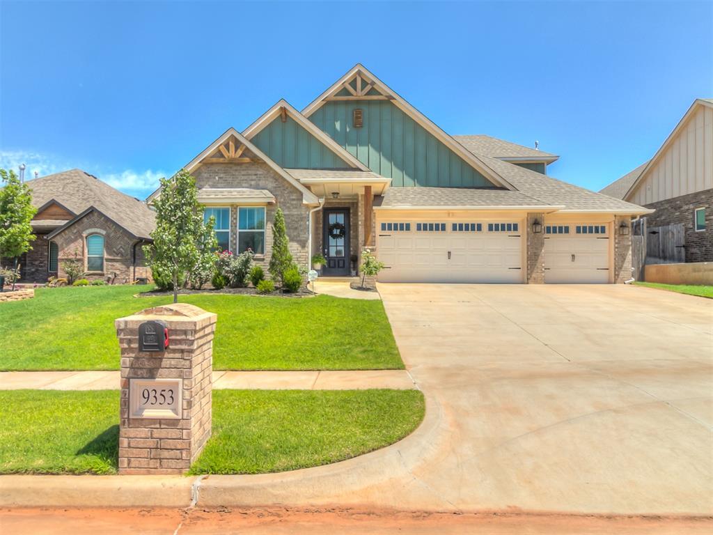 9353 SW 44th Terrace