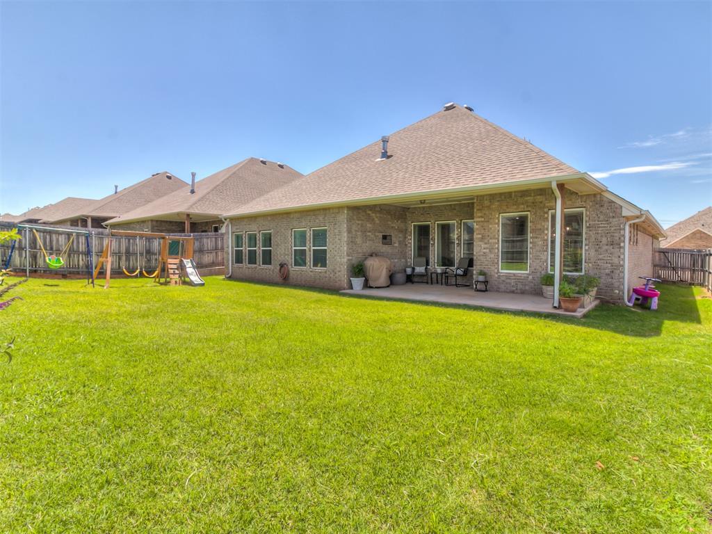 9353 SW 44th Terrace