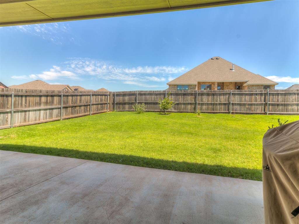 9353 SW 44th Terrace