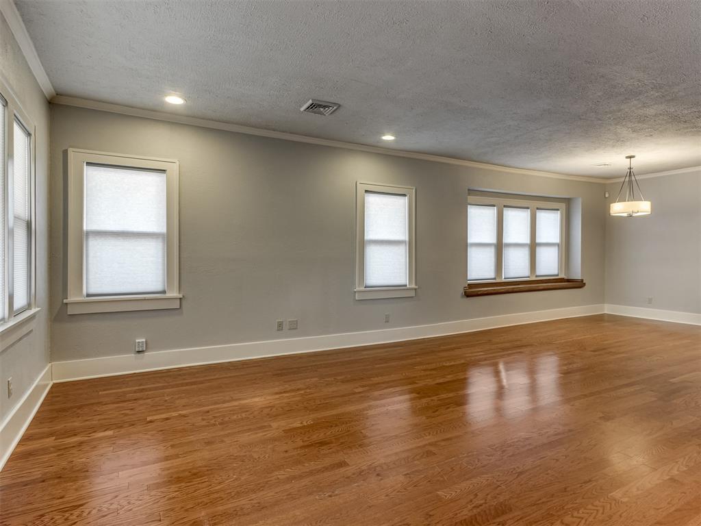 1225 NW 44th Street
