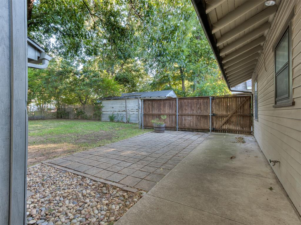 1225 NW 44th Street