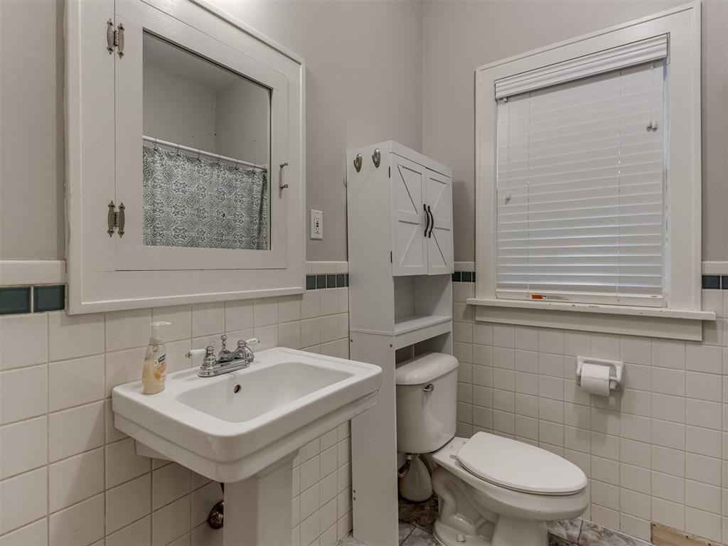 1225 NW 44th Street