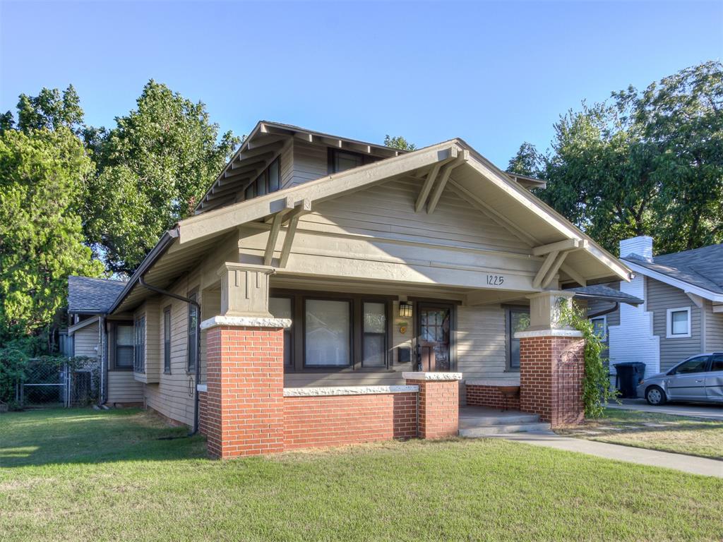 1225 NW 44th Street