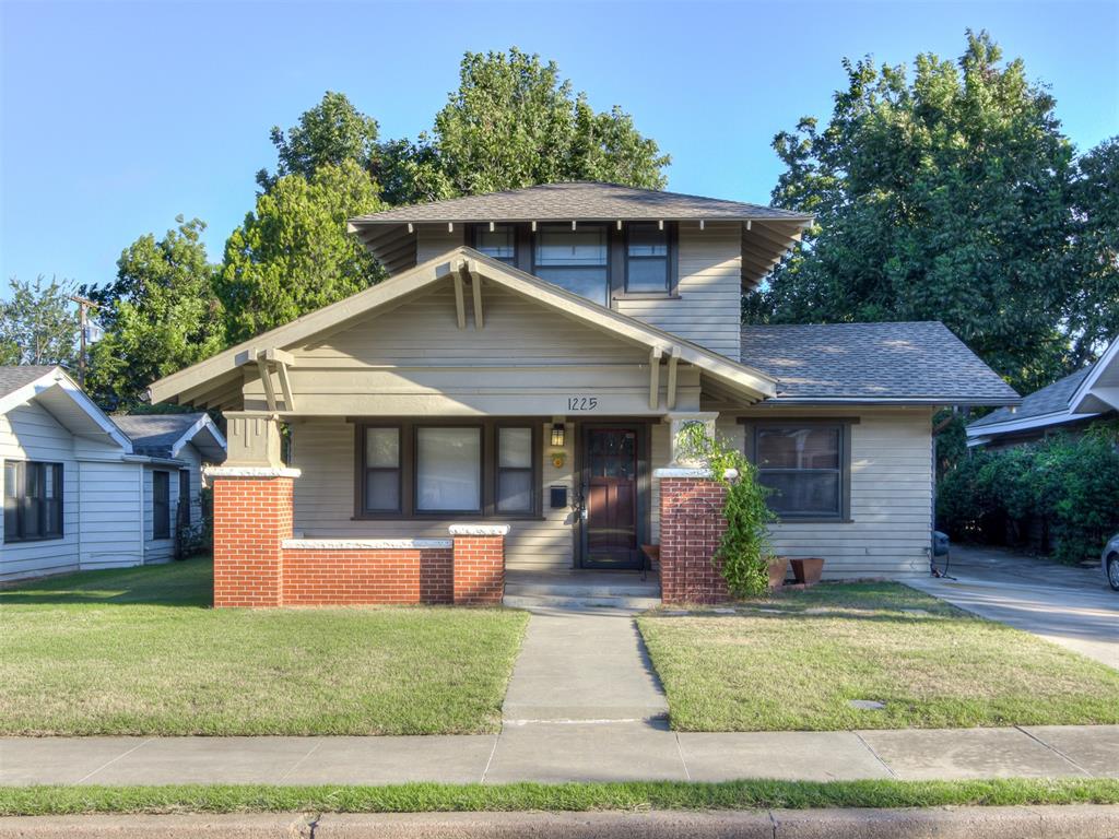 1225 NW 44th Street