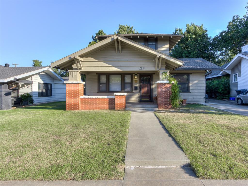 1225 NW 44th Street