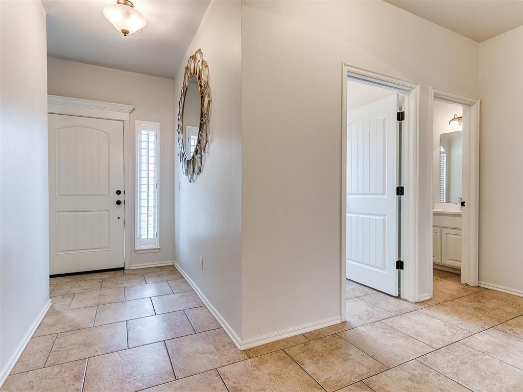 11709 Gwendolyn Lane