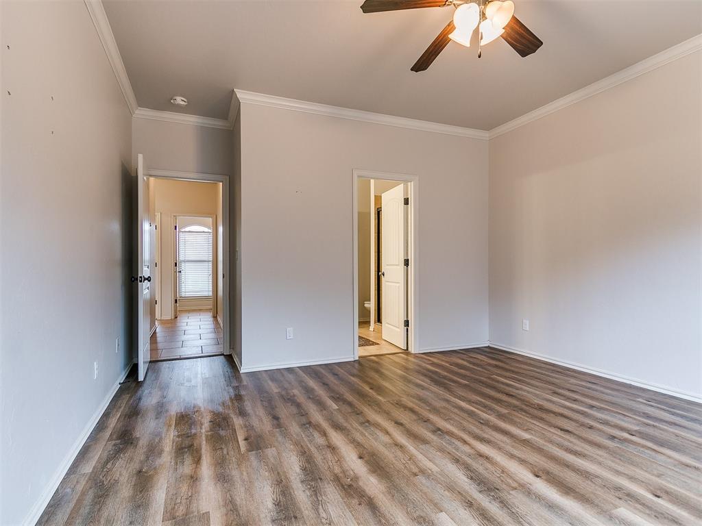 11709 Gwendolyn Lane