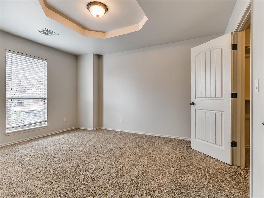 11709 Gwendolyn Lane