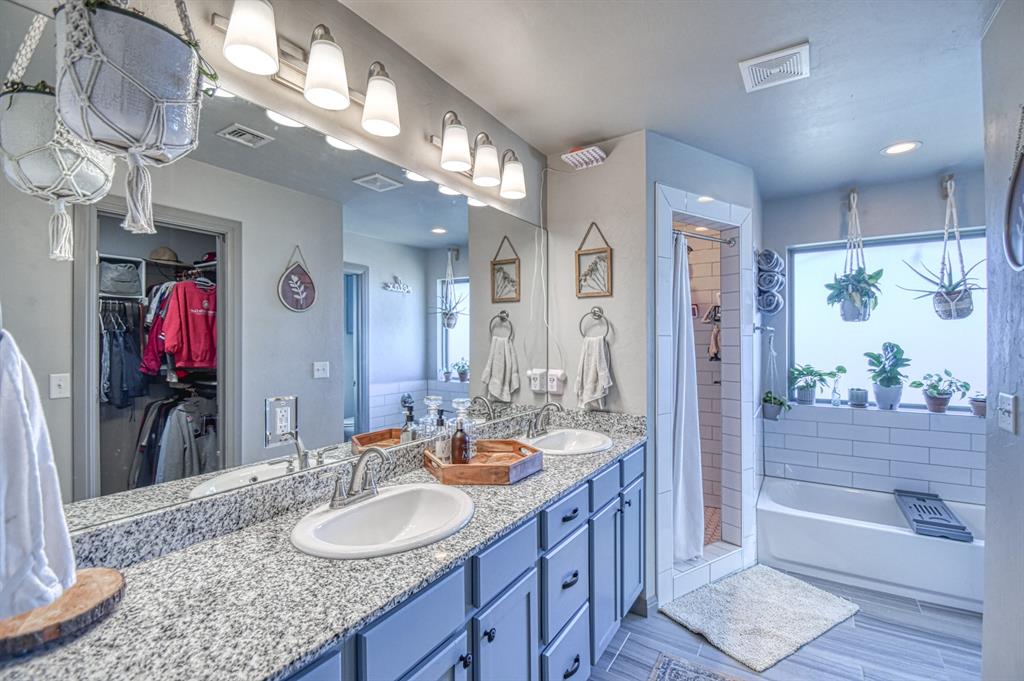3702 King Arthur Court