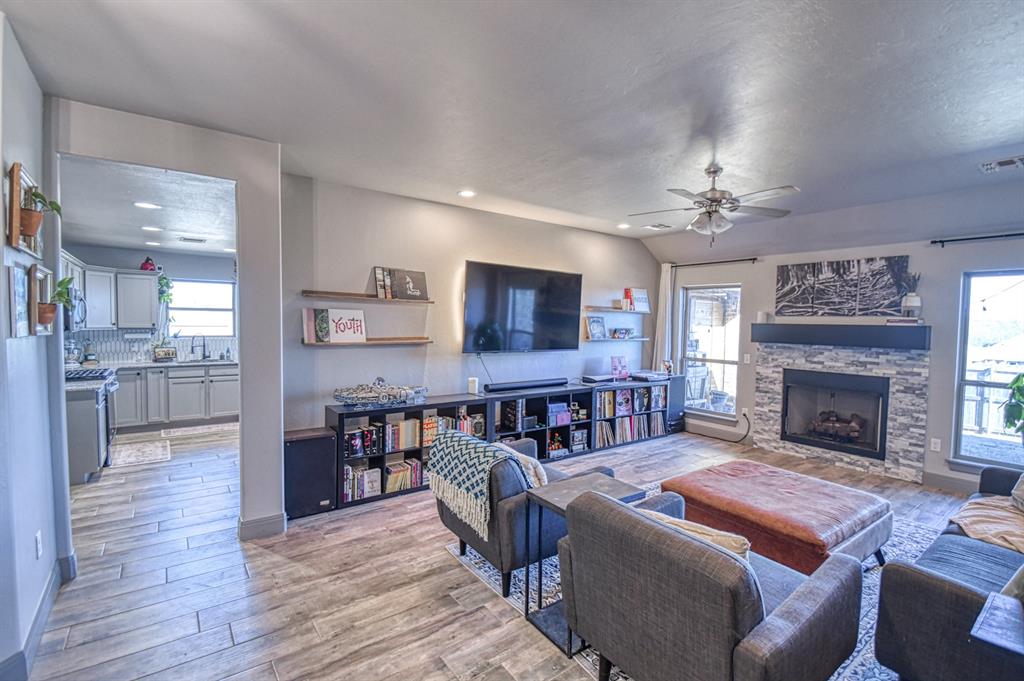 3702 King Arthur Court