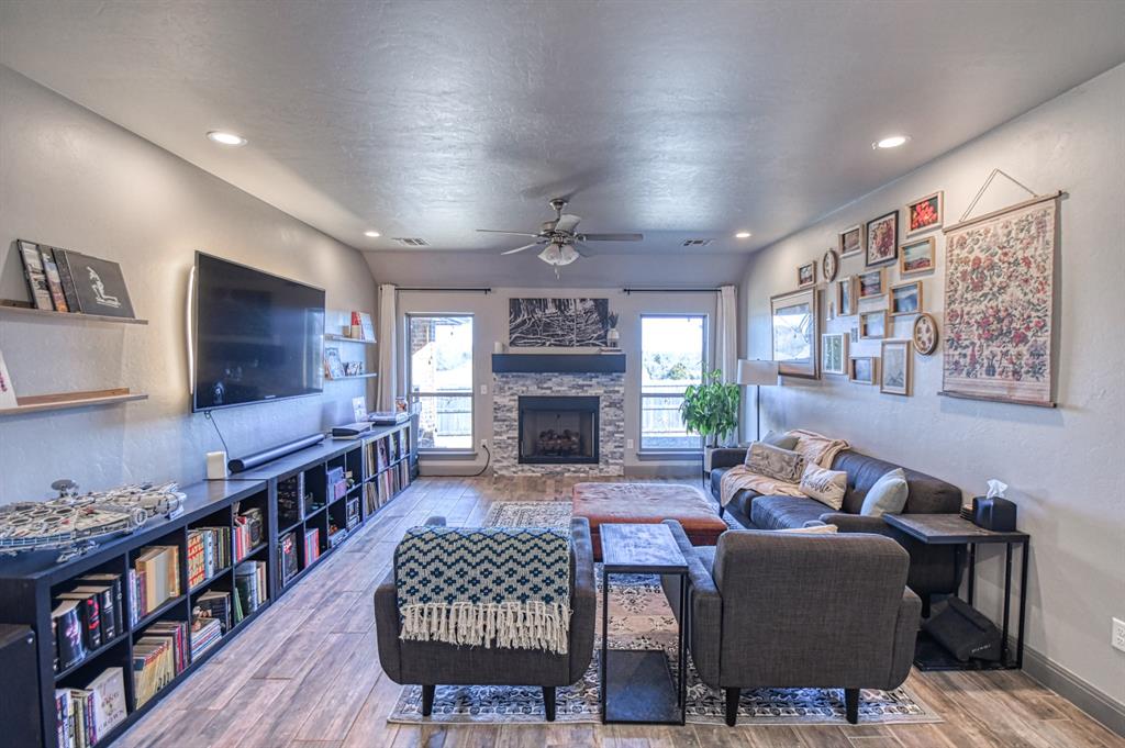 3702 King Arthur Court
