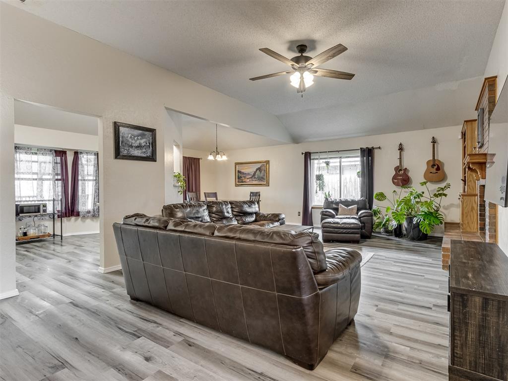 8409 Stonewood Drive