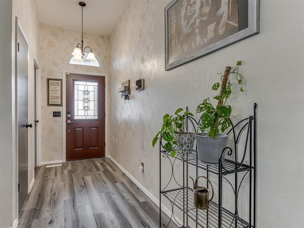 8409 Stonewood Drive