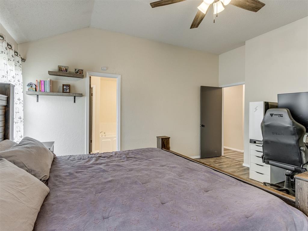 8409 Stonewood Drive