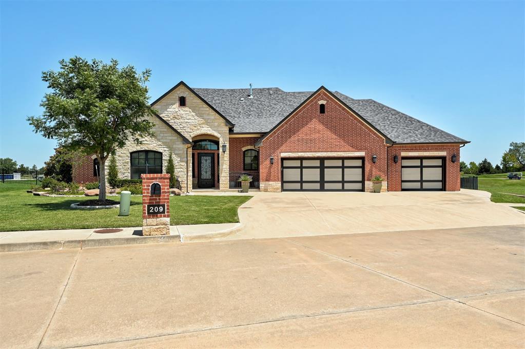 209 Saint Claire Drive