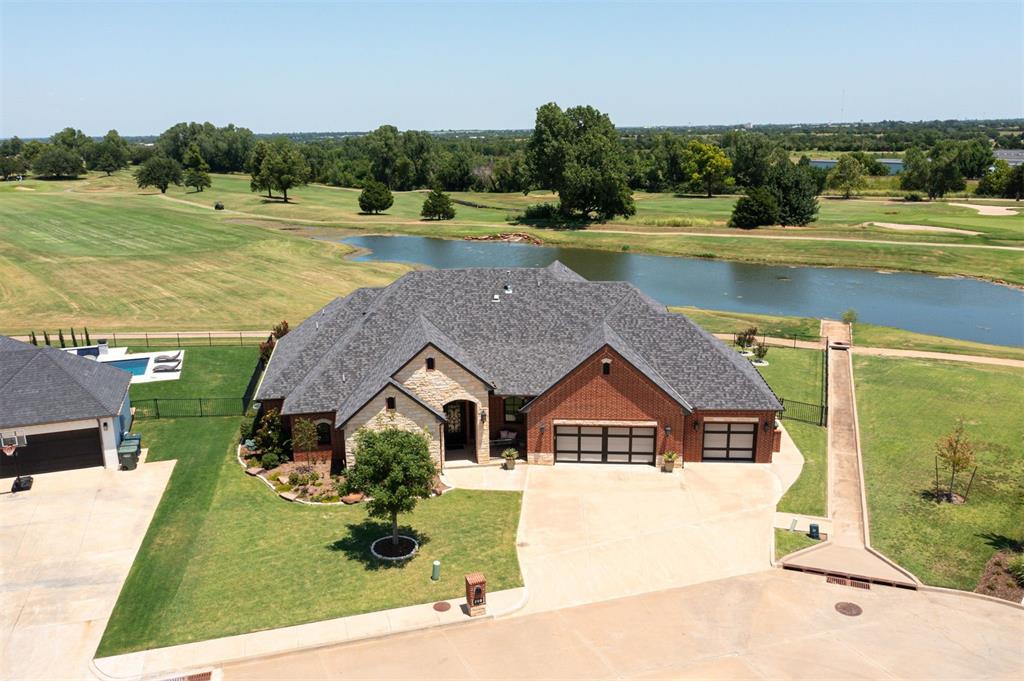209 Saint Claire Drive