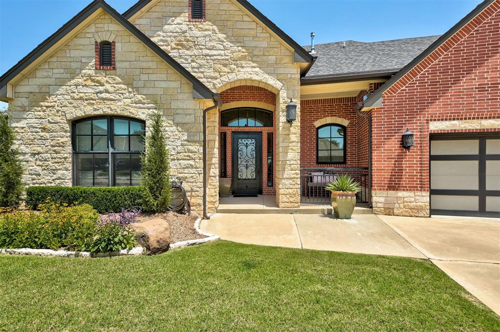 209 Saint Claire Drive
